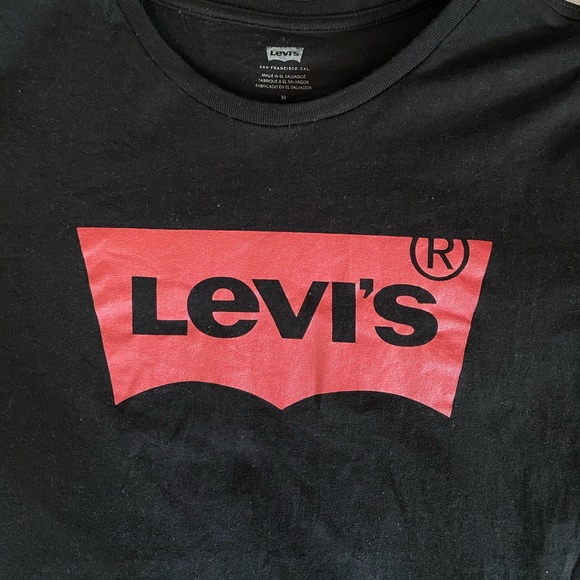 LEVI’S T-SHIRT - Picture 2 of 3